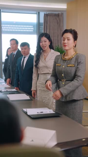 结婚十一年，老公的女儿来退婚（63集）短剧终极大结局合集