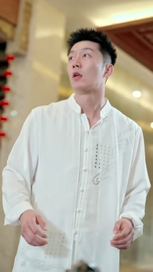 下山被退婚,趁热救活女总裁(70集) 下山被退婚,趁热救活女总裁(70集)短剧精选全集无广告