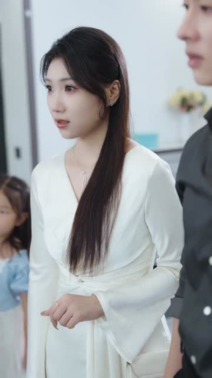 惊艳全家后，他们夫贤子孝了（72集）短剧全集特惠限时看