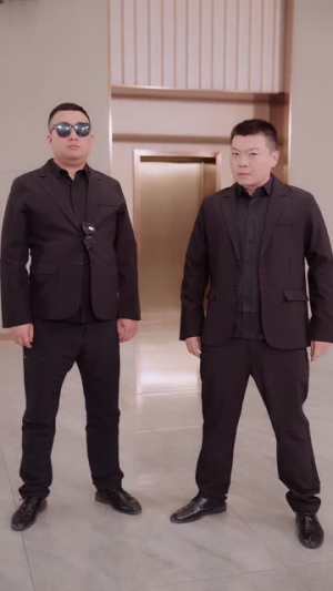 中年被裁后，我拿下总裁弟弟（66集）短剧全剧终高清放送