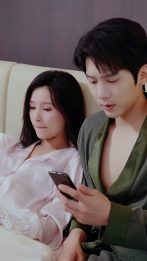 祖传易孕我成了豪门团宠（61集）短剧全集幕后花絮版