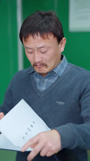 等泪光化成彩虹（56集）短剧全集秒播无卡顿