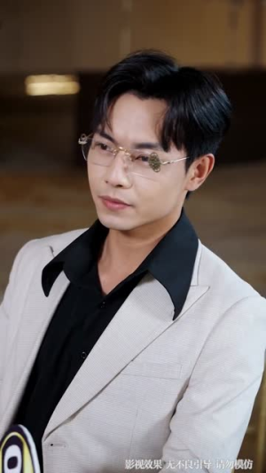 被抛弃后,我靠儿子重启人生(80集) 被抛弃后,我靠儿子重启人生(80集)短剧全剧免费合集