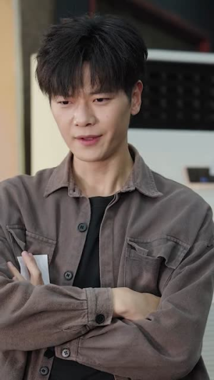 异能觉醒后,我捡漏成首富(77集) 异能觉醒后,我捡漏成首富(77集)短剧全剧终限免合集