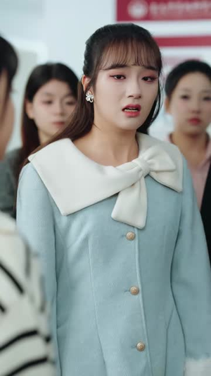 校花偷听我心声后,我绑定了修改心声系统(55集) 校花偷听我心声后,我绑定了修改心声系统(55集) 短剧宝藏全集限免看