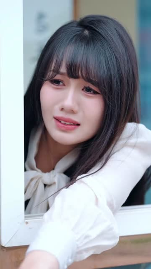 困在女大宿舍，我空间有自助餐厅（71集）短剧全集无删完整版