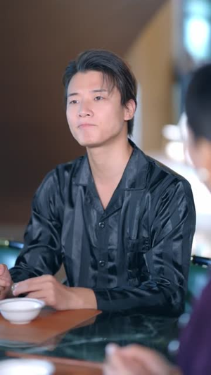 摊牌了，我是直播界泥石流（80集）短剧合集导演剪辑版