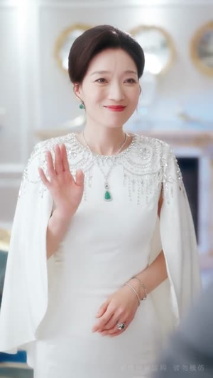 误入贵族学校,她只想搞钱(70集) 误入贵族学校,她只想搞钱(70集)短剧热播全集免费追