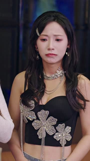 穿成恶毒女配被京圈太子缠上了(56集) 穿成恶毒女配被京圈太子缠上了(56集)短剧全集特惠限时看