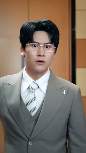 逃婚三年,前夫变天菜(76集) 逃婚三年,前夫变天菜(76集)短剧高分全集在线刷