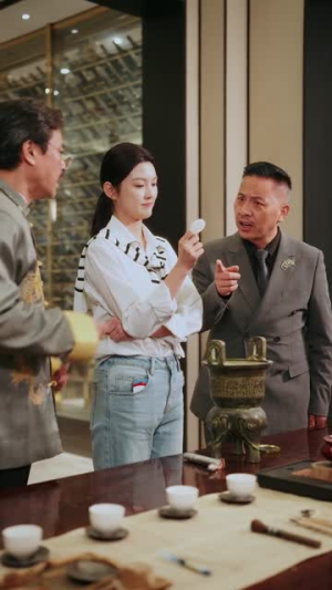 透视开局,她寻宝天下(105集) 透视开局,她寻宝天下(105集)短剧宝藏全集限免看