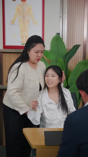 系统嫌我太窝囊,直接激活了(81集) 系统嫌我太窝囊,直接激活了(81集)短剧全集高清无码版