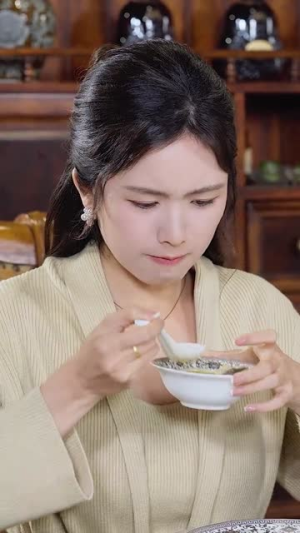 奇葩亲戚当月嫂(54集) 奇葩亲戚当月嫂(54集)短剧爆款全集在线播