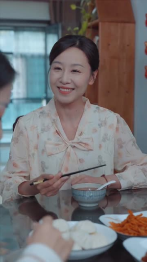 谁偷了我的家(54集) 谁偷了我的家(54集)短剧全集幕后花絮版