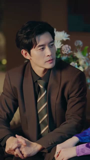 她和他的谎言(65集) 她和他的谎言(65集)短剧全集连看不停歇