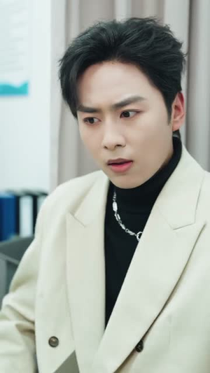 高手回归，给美女总裁当弟弟（85集）短剧全集连看不停歇