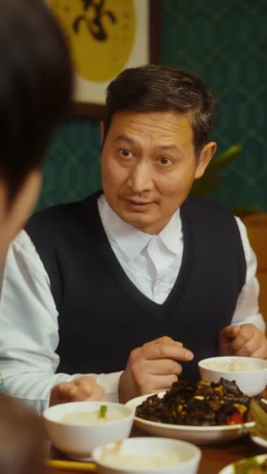 重生不做舔狗,他们慌了(80集) 重生不做舔狗,他们慌了(80集)短剧全集秒播无卡顿