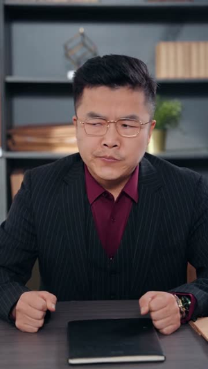 片警崛起:我的千禧时代(81集) 片警崛起:我的千禧时代(81集)短剧限免全集任你点