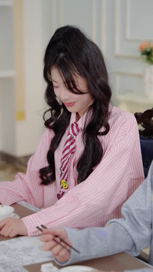 穿书后，我带着小情人成了全家心尖宠（78集）短剧全系列免费畅享