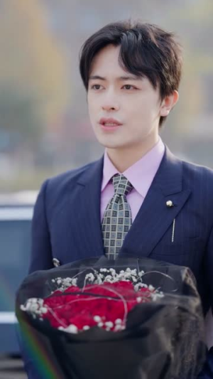 舔女主干嘛,女反派不香吗(70集) 舔女主干嘛,女反派不香吗(70集)短剧热播全集免费追