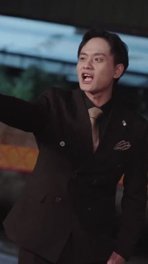 我的神医系统不会治病(73集) 我的神医系统不会治病(73集)短剧合集导演剪辑版