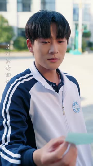 千山有流萤（66集）短剧大结局超前点映