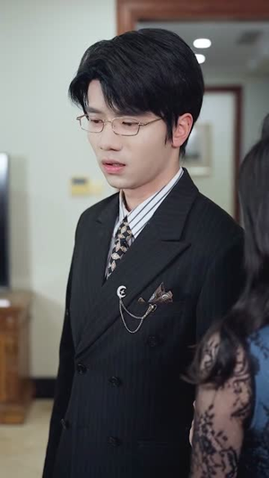 妻子豪车里的秘密(54集) 妻子豪车里的秘密(54集)短剧全剧终高清放送