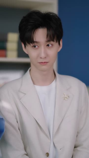 觉醒透视眼后,发觉老宅全是宝物(80集) 觉醒透视眼后,发觉老宅全是宝物(80集)短剧终章免费大放送