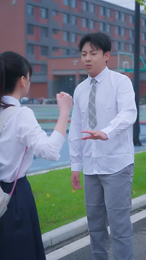 吻醒月光（80集）短剧全季限免大放送