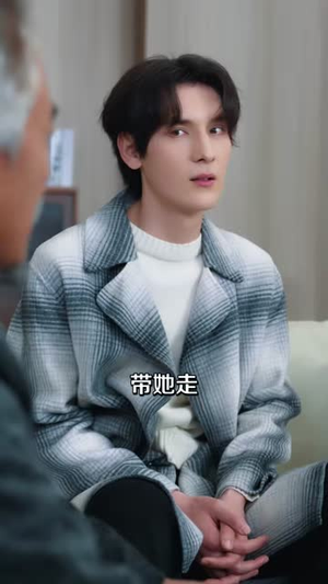 我翻身后拿下校花(77集) 我翻身后拿下校花(77集)短剧限免全集任你点