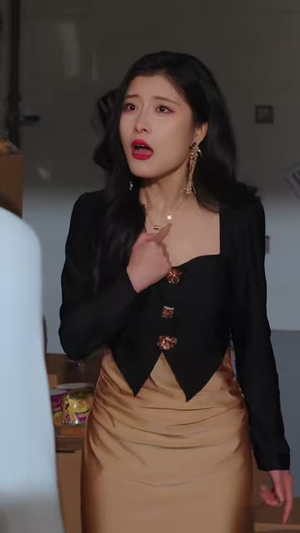 被抢老公后,我在末世吃喝不愁(80集) 被抢老公后,我在末世吃喝不愁(80集)短剧结局合集限免刷