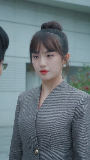 坏了!我穿成虐文女主的姐姐了(84集) 坏了!我穿成虐文女主的姐姐了(84集)短剧全集无删完整版