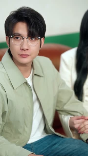 捡来的金丝雀老公是醋精(129集) 捡来的金丝雀老公是醋精(129集)短剧合集4K修复版