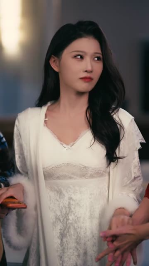 偷听我心声后,美女总裁绷不住了(61集) 偷听我心声后,美女总裁绷不住了(61集)短剧合集4K修复版