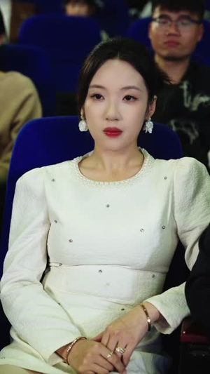 神豪:开局天后就给我生了孩子(80集) 神豪:开局天后就给我生了孩子(80集)短剧终极大放送合集