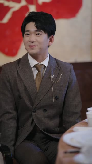 开局穿书:我竟是反派高富帅(80集) 开局穿书:我竟是反派高富帅(80集)短剧全集连看不停歇