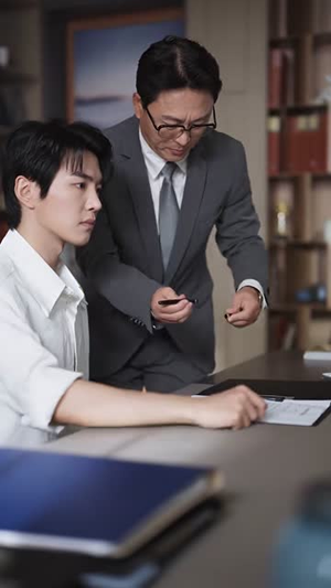 闻香识你（58集）短剧全集无删完整版