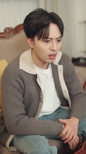 开局和老师做邻居,我靠充电变全能(80集) 开局和老师做邻居,我靠充电变全能(80集)短剧合集杜比音效版