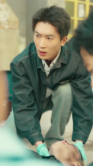 重回1999:从开刀成顶流医生(80集) 重回1999:从开刀成顶流医生(80集)短剧全剧终限免畅刷