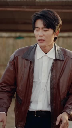 新婚夜我和新郎拜把子(60集) 新婚夜我和新郎拜把子(60集)短剧合集蓝光画质