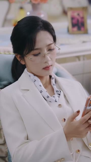 互换身体后,顾总太癫了(63集) 互换身体后,顾总太癫了(63集)短剧合集彩蛋完整版