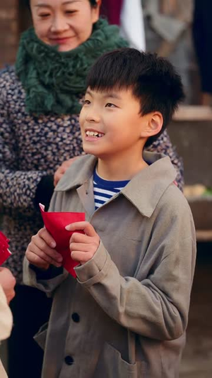 穿回六零：从吃饱饭到厂长老总（80集）短剧完结全集限免刷