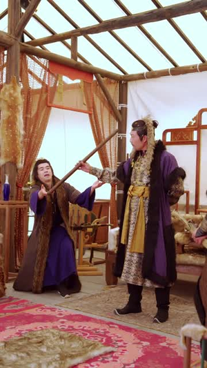 要亡国了那朕先纳个妃（70集）短剧爆款全集在线播