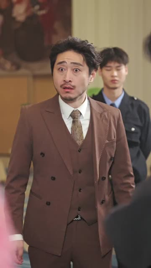 摆摊吧！警官大人（80集）短剧合集杜比音效版