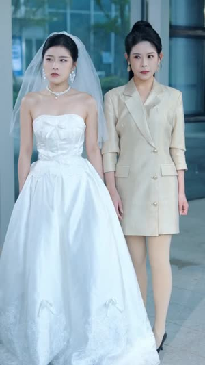 直播孕吐:榜一竟是我孩儿他爹(78集) 直播孕吐:榜一竟是我孩儿他爹(78集)短剧热播全集免费追