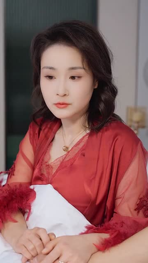 拒绝高冷女神后,绑定被骗成真系统(70集) 拒绝高冷女神后,绑定被骗成真系统(70集)短剧全集畅看无门槛