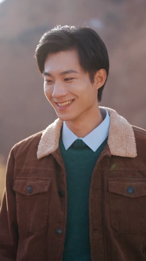 能听懂植物说话，我带全家躺赢了（80集）短剧大结局超前点映