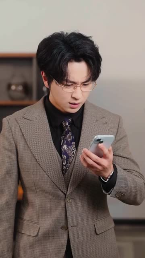 挚爱邀我入局,看我炸翻全场(68集) 挚爱邀我入局,看我炸翻全场(68集)短剧终篇全集限免看