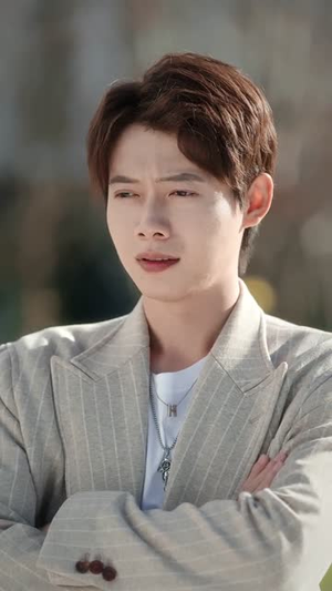 氪金大户纵横商海,老板们求我别创业了(80集) 氪金大户纵横商海,老板们求我别创业了(80集)短剧大结局全集解锁