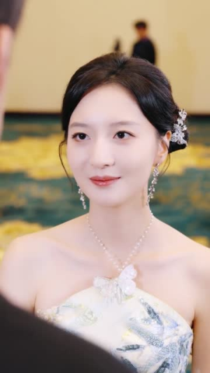 系统赠我满级身份卡:专治不服(61集) 系统赠我满级身份卡:专治不服(61集)短剧结局合集限免刷